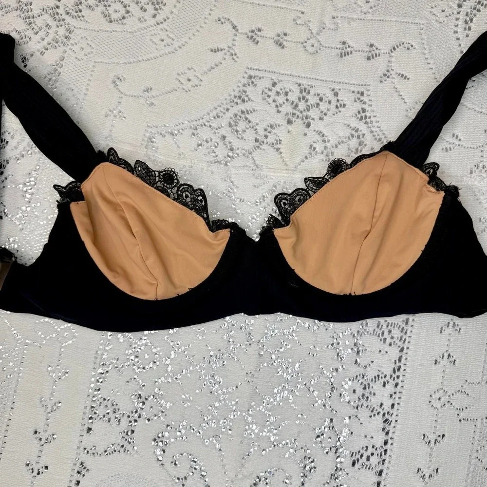 For Love & Lemons Black Lace Underwire Bikini Top – Size M